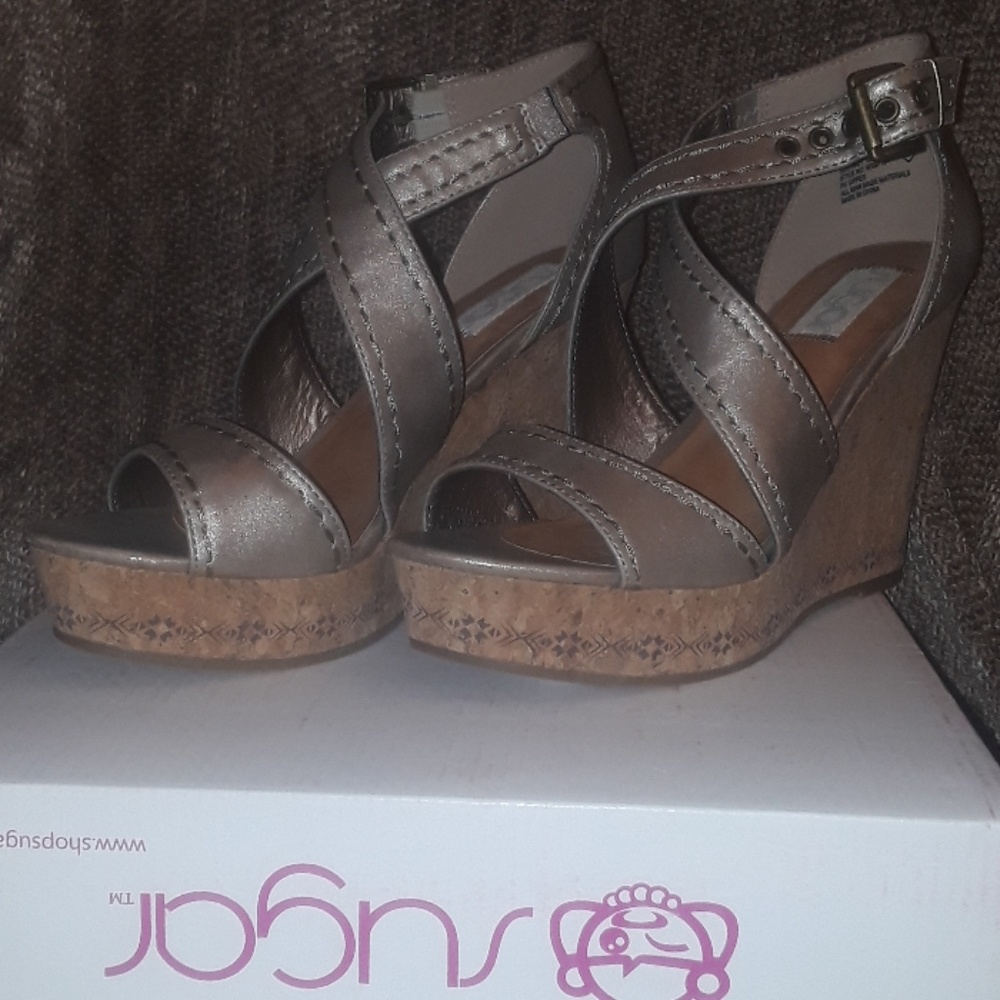 *** Sugar Hazy Light Bronze Nubuck Cork Wedge Heel